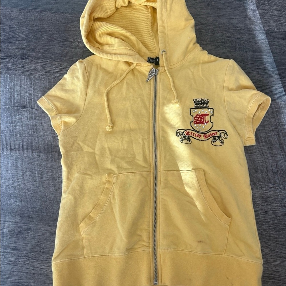 Yellow Short Sleeve Hoodie with Crest